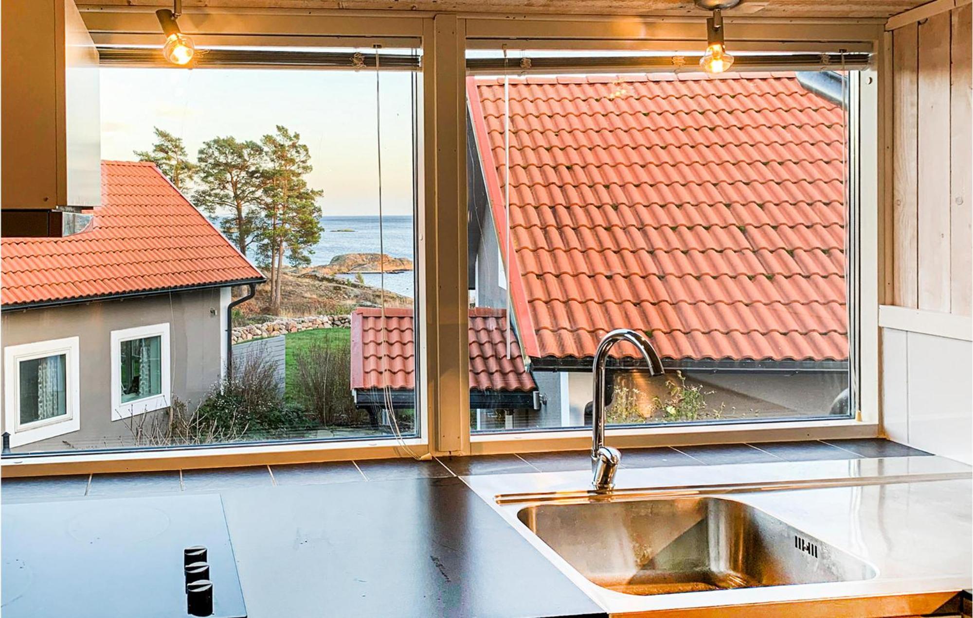 Stunning Home In Oskarshamn With Wifi Bagian luar foto